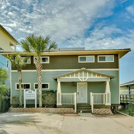 Sandy Bottoms - Fabulous West End House Hot Tub!